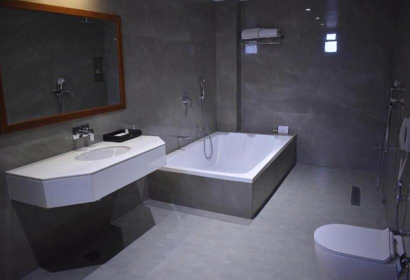 غرفة قياسية مطلّة علي الحديقة, Sun Hotel And Resort, Mount Abu