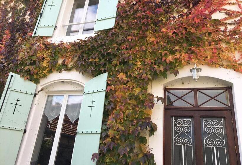 חדר סטנדרט, Presbytere