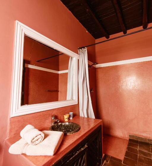 غرفة سوبيريور, Kasbah Alili