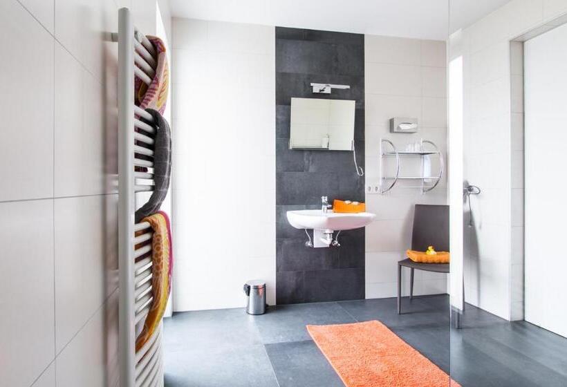 آپارتمان 1 خوابه همکف, Schnatterhof