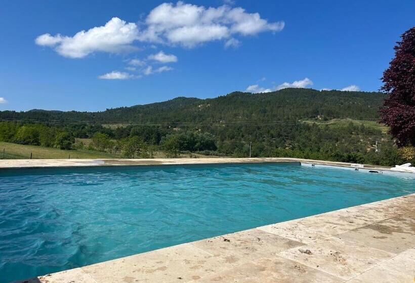 스탠다드 룸, Domaine De Prefaissal