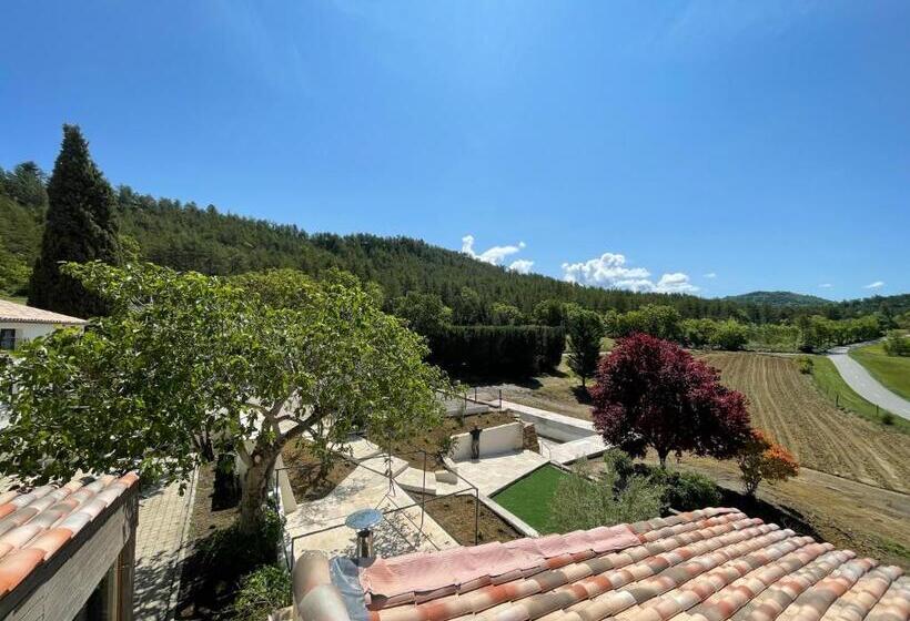 스탠다드 전망 룸, Domaine De Prefaissal