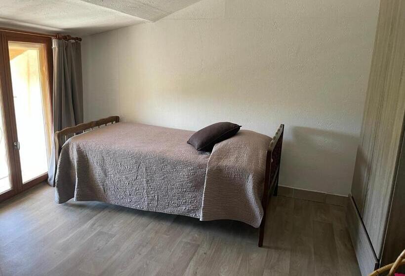 침실 2개 아파트, Domaine De Prefaissal