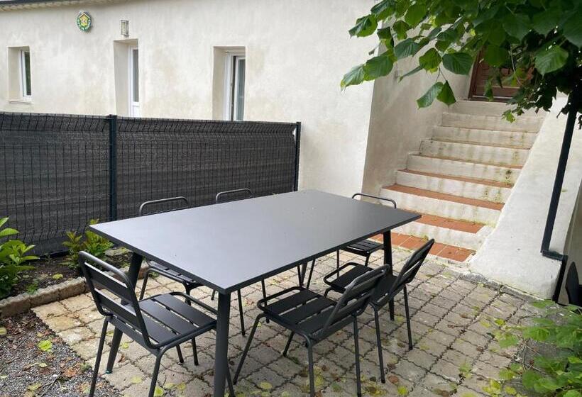 침실 2개 아파트, Domaine De Prefaissal