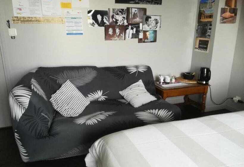 Standard room with outdoor bath, Le Clos Louisiane