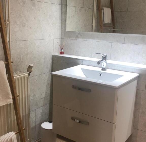 Номер Стандарт Трехместный, L Auberge Fleurie