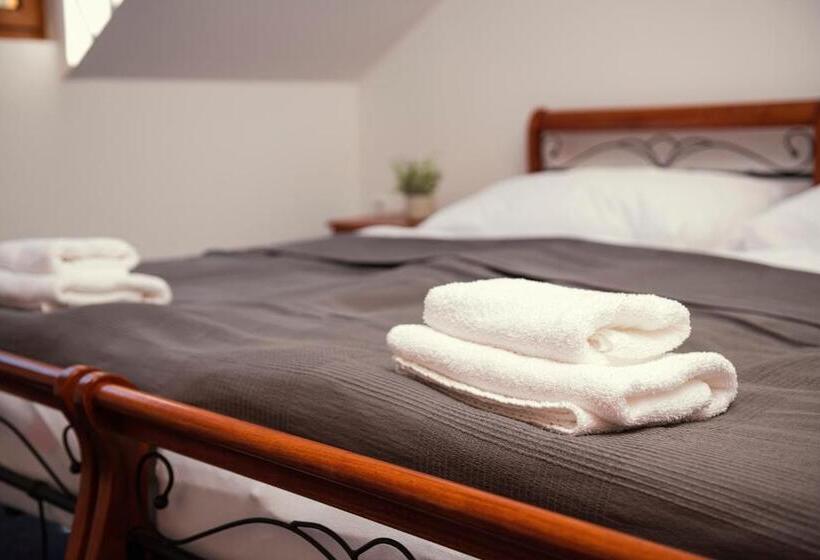 스탠다드 룸, Ostende