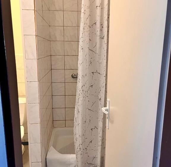 이코노이 4인룸, Ostende