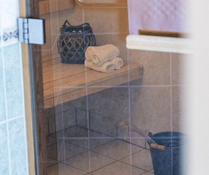 جناح عائلي, Villa Hasselbacken