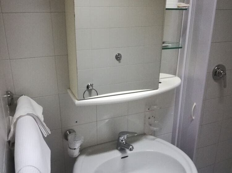 Одноместный Номер Basic, Motel Basentum