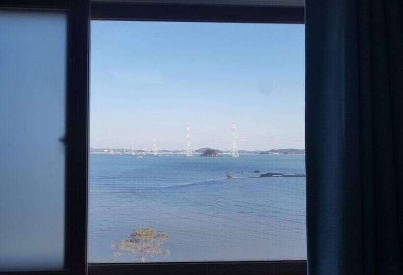 シングルベーシックルーム, B House