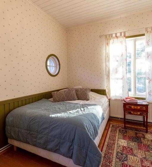 标准三人间, Villa Sofia