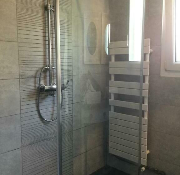 Номер Стандарт Вид на Бассейн, La Maison Des Eaux Claires