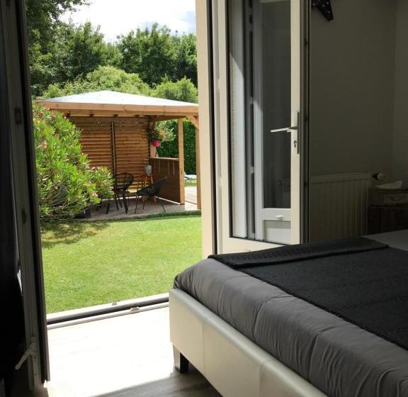 Номер Стандарт Вид на Сад, La Maison Des Eaux Claires