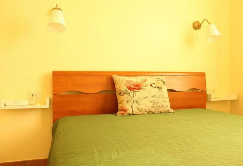 スタンダードルーム, B&b Il Falco E L'ulivo