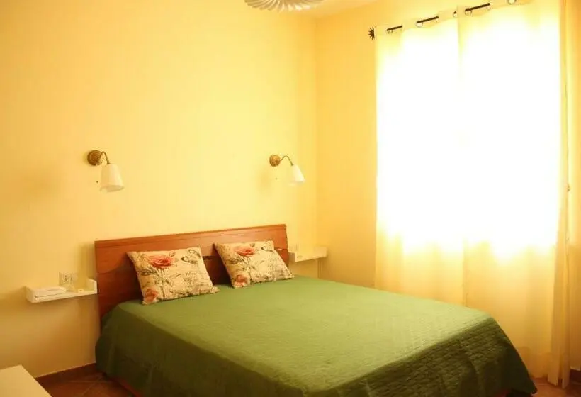 スタンダードルーム, B&b Il Falco E L'ulivo