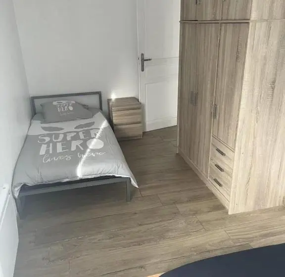 ２ベッドルームハウス, Chambres D Hôte Du Domaine De La Reine Blanche