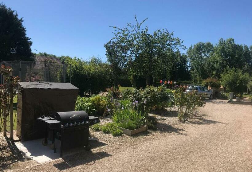 חדר סטנדרטי לחמישה אנשים, Chambres D Hôte Du Domaine De La Reine Blanche