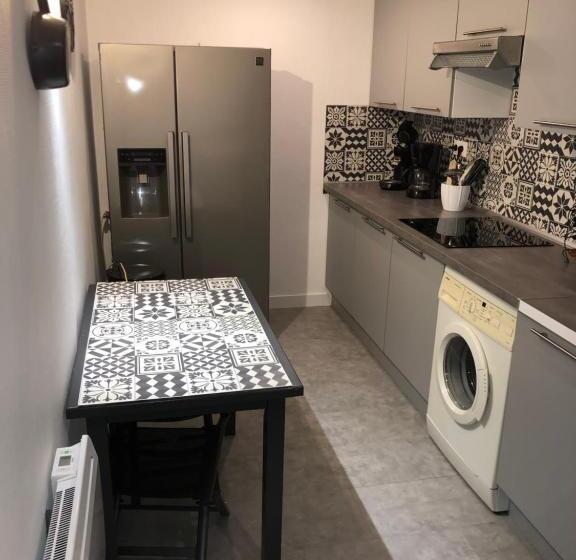 חדר סטנדרט לארבעה, Chambres D Hôte Du Domaine De La Reine Blanche