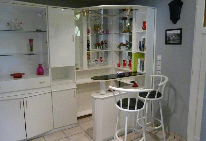 חדר סטנדרט, Chambres D Hôte Du Domaine De La Reine Blanche