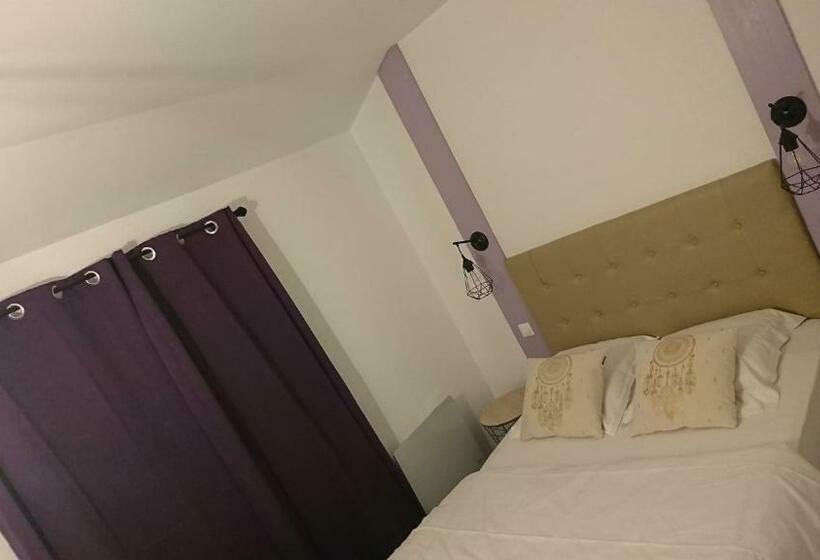 Номер Стандарт, Les Deux Porches