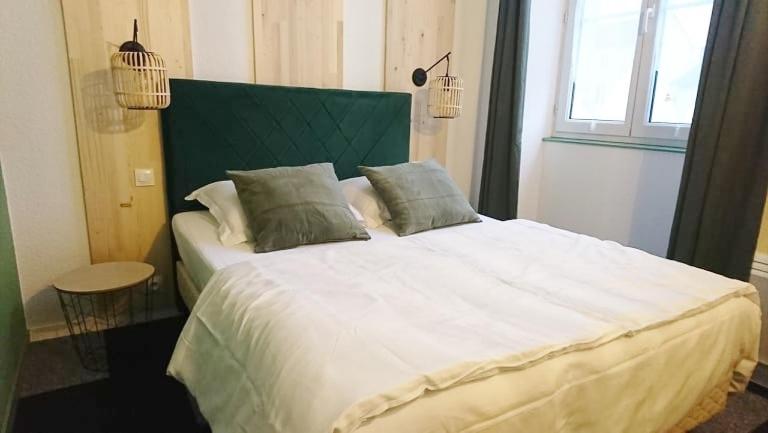 Номер Стандарт, Les Deux Porches