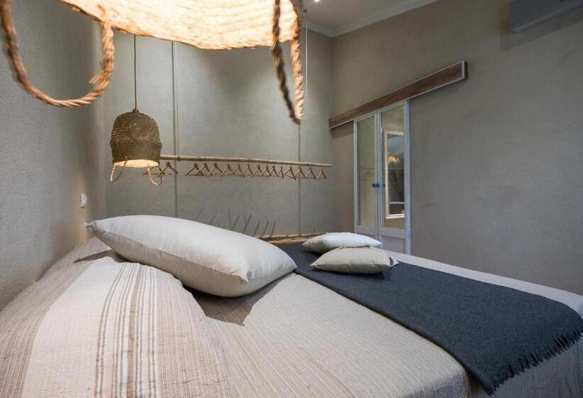 スーペリアースイート, Morf Suites