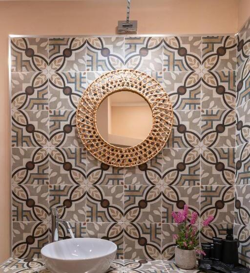 スイート, Morf Suites