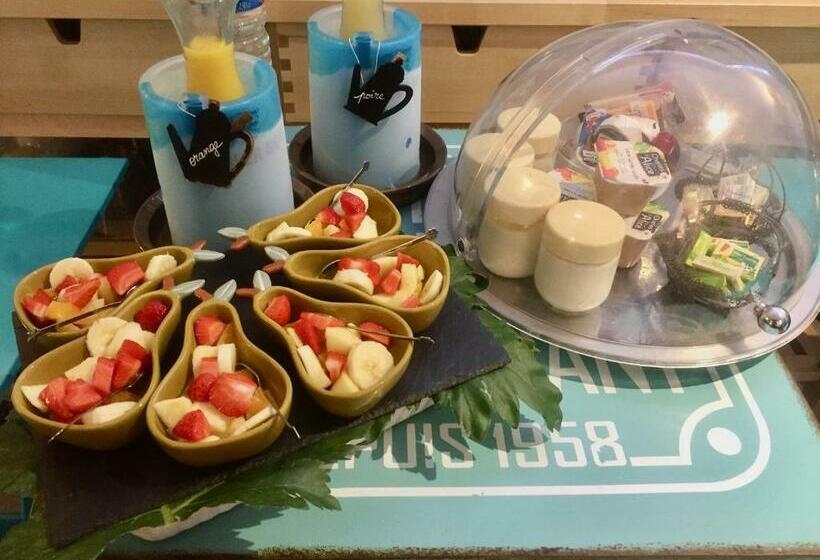 スタンダードトリプルルーム, Mas Du Cadranier