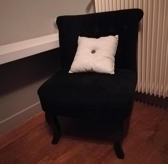 חדר דלוקס, Escampette