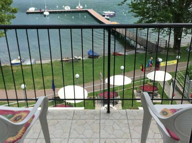Номер Стандарт Вид на Озеро, Al Lago