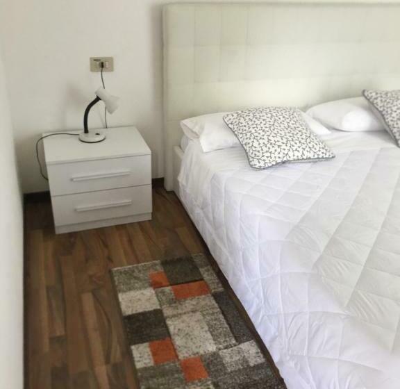 חדר סטנדרט נוף לאגם, Al Lago