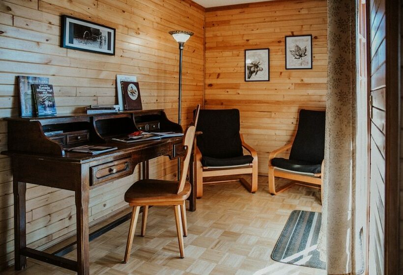 デラックスルーム, Big Creek Lodge Working Guest Ranch