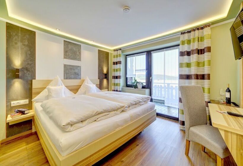 חדר קומפורט, Hirschenstein