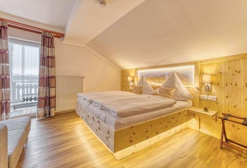 חדר קומפורט, Hirschenstein