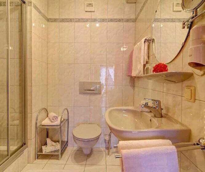 חדר קומפורט, Hirschenstein