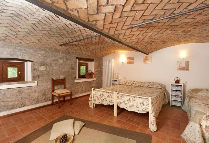 شقة غرفة واحدة مزودة بتراس, Agriturismo Ca' Del Ciuco