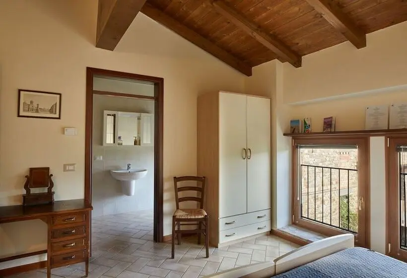 スタンダードトリプルルーム, Agriturismo Ca' Del Ciuco