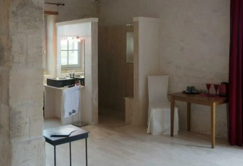 スタンダードルーム, Chambre D Hôtes Clos Des Pierres Blanches