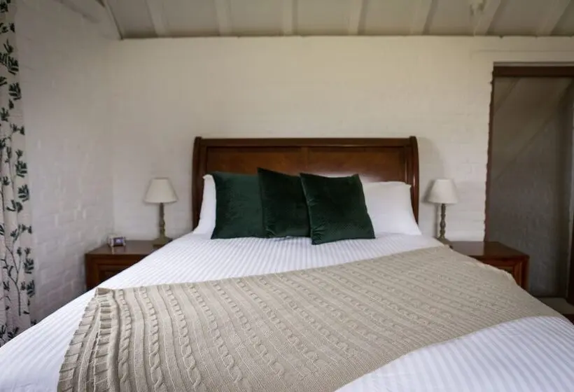 プレミアムスイート, The Barracks, Tocal