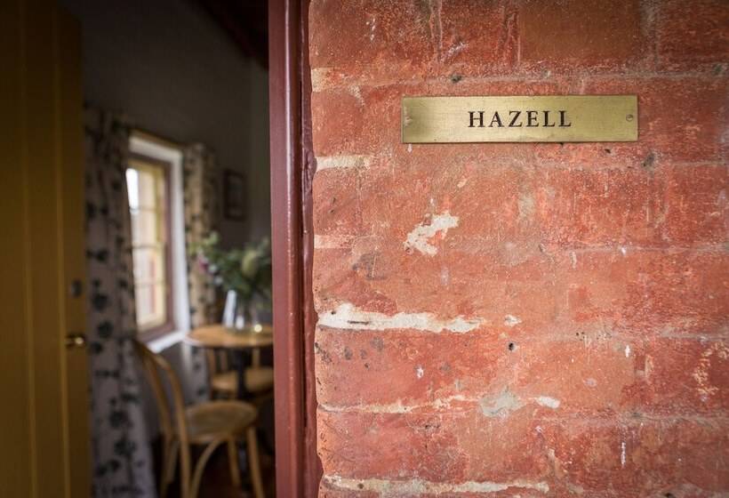 프리미엄 스위트, The Barracks, Tocal