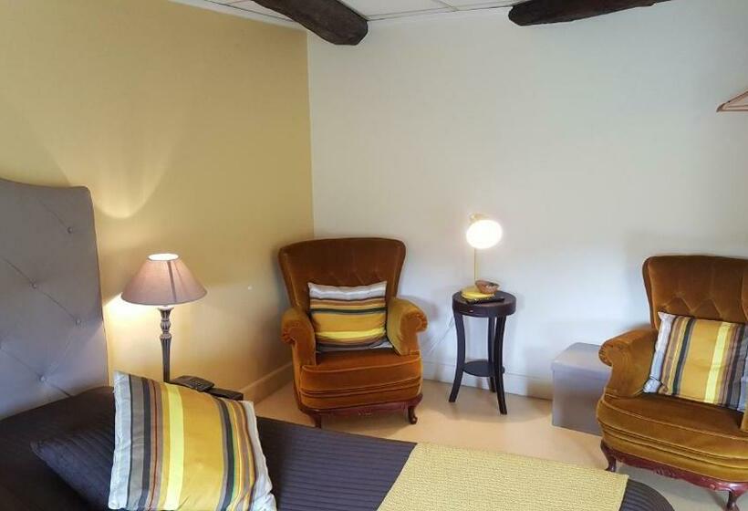 غرفة قياسية, Au Faisan Doré