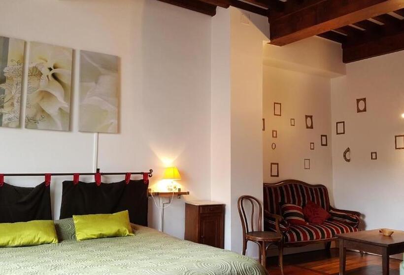 غرفة قياسية, Au Faisan Doré