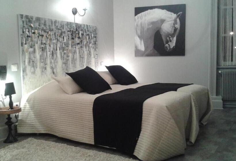 غرفة قياسية, Au Faisan Doré