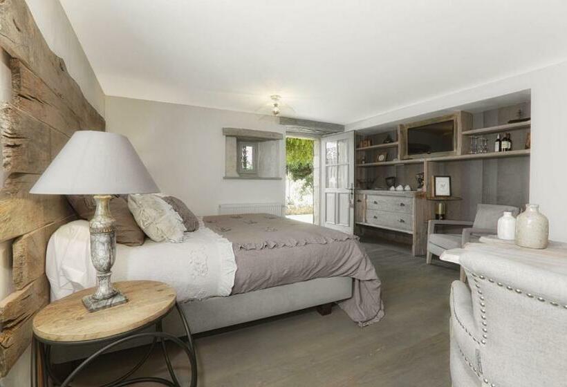 חדר סופריור, La Mandrélie