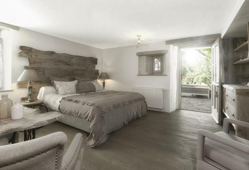 חדר סופריור, La Mandrélie