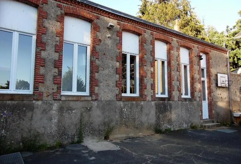 ２ベッドルームアパートメント, L école Buissonnière