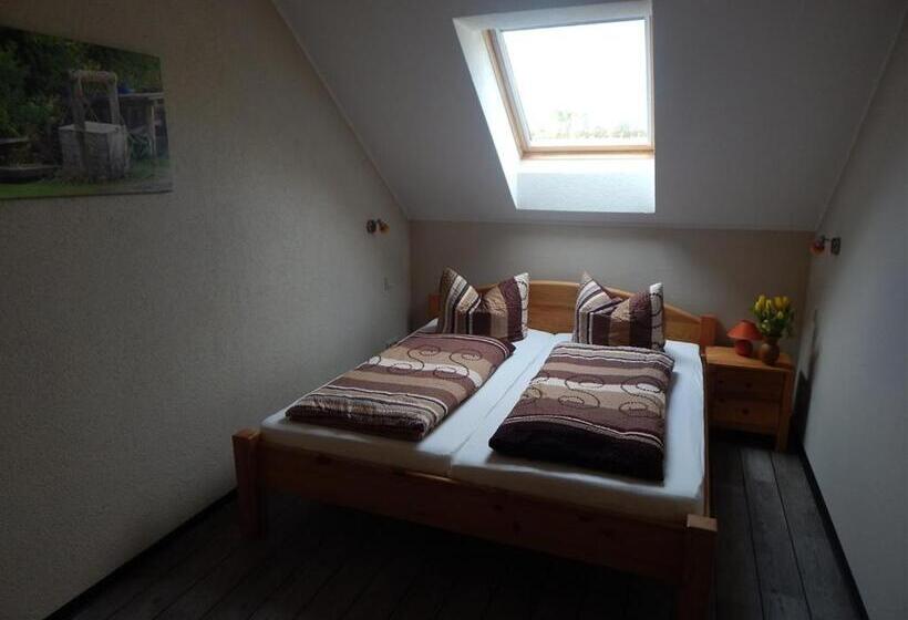 Апартаменты 1 Спальня Вид на Сад, Pension + Apartments Tor Zum Spreewald