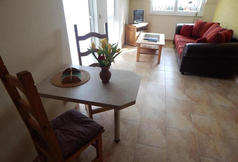 庭の見える1ベッドルームアパートメント, Pension + Apartments Tor Zum Spreewald