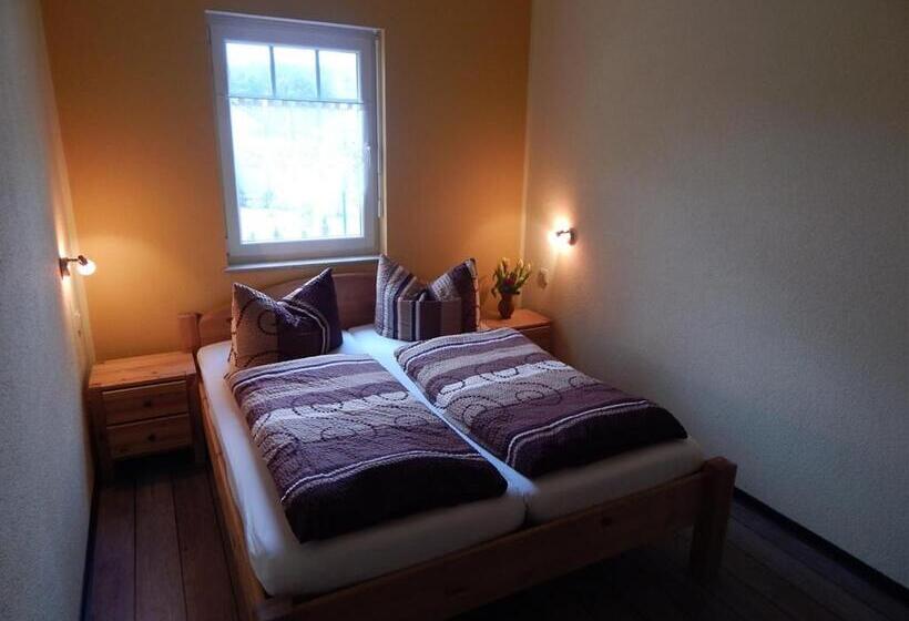 庭の見える1ベッドルームアパートメント, Pension + Apartments Tor Zum Spreewald